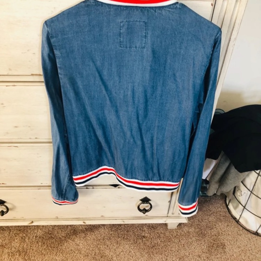 Jacket - Picture 2 of 4